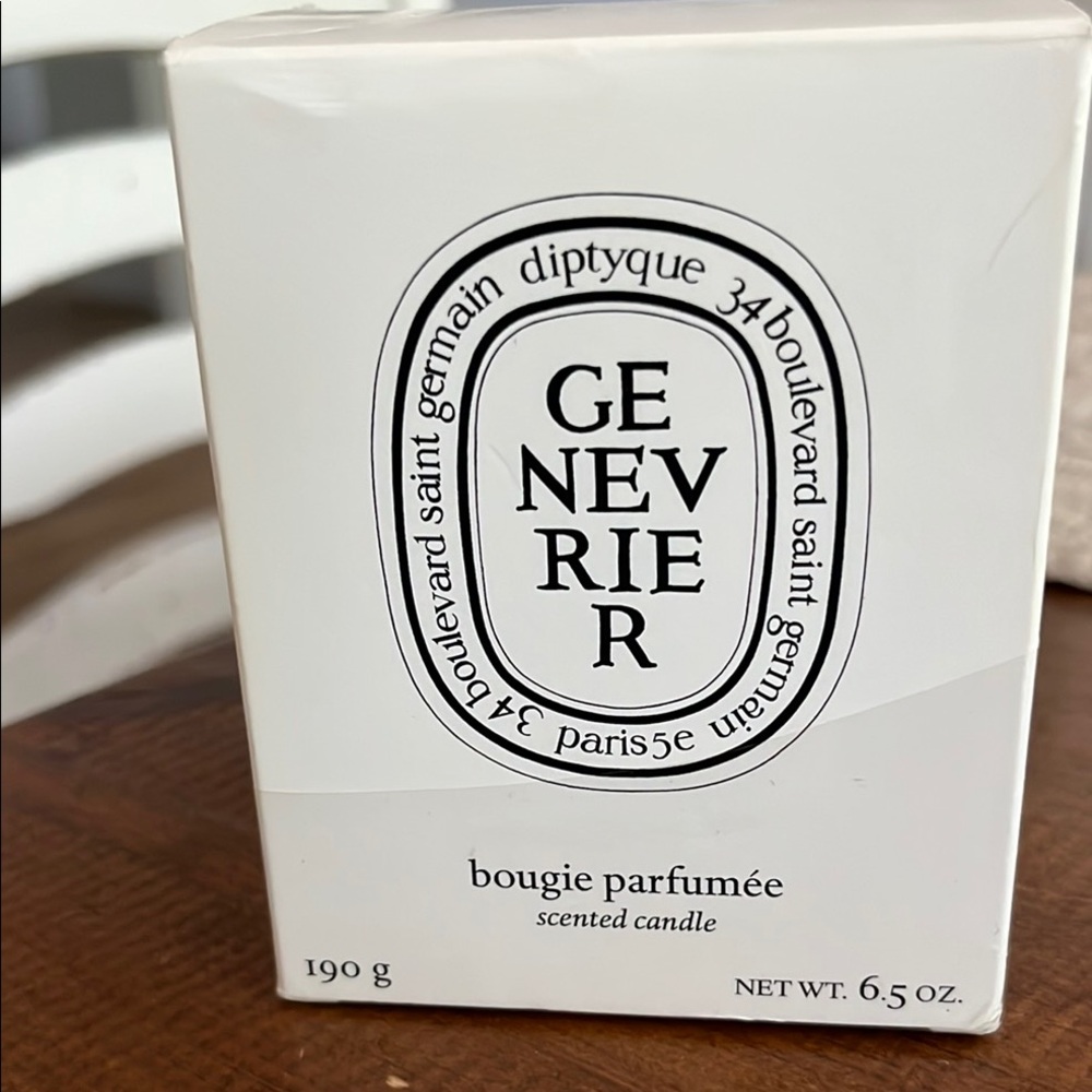 Diptyque Genevrier Scented Candle in White Box